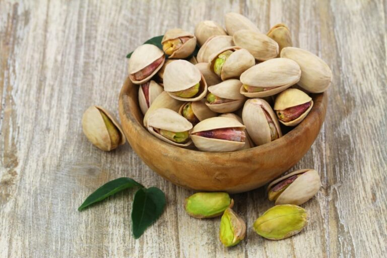 Learn how to store pistachios